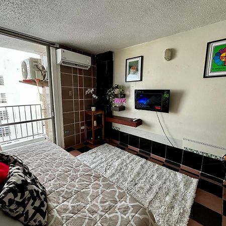 Isla Verde Modern Apartment With Pool San Juan Kültér fotó