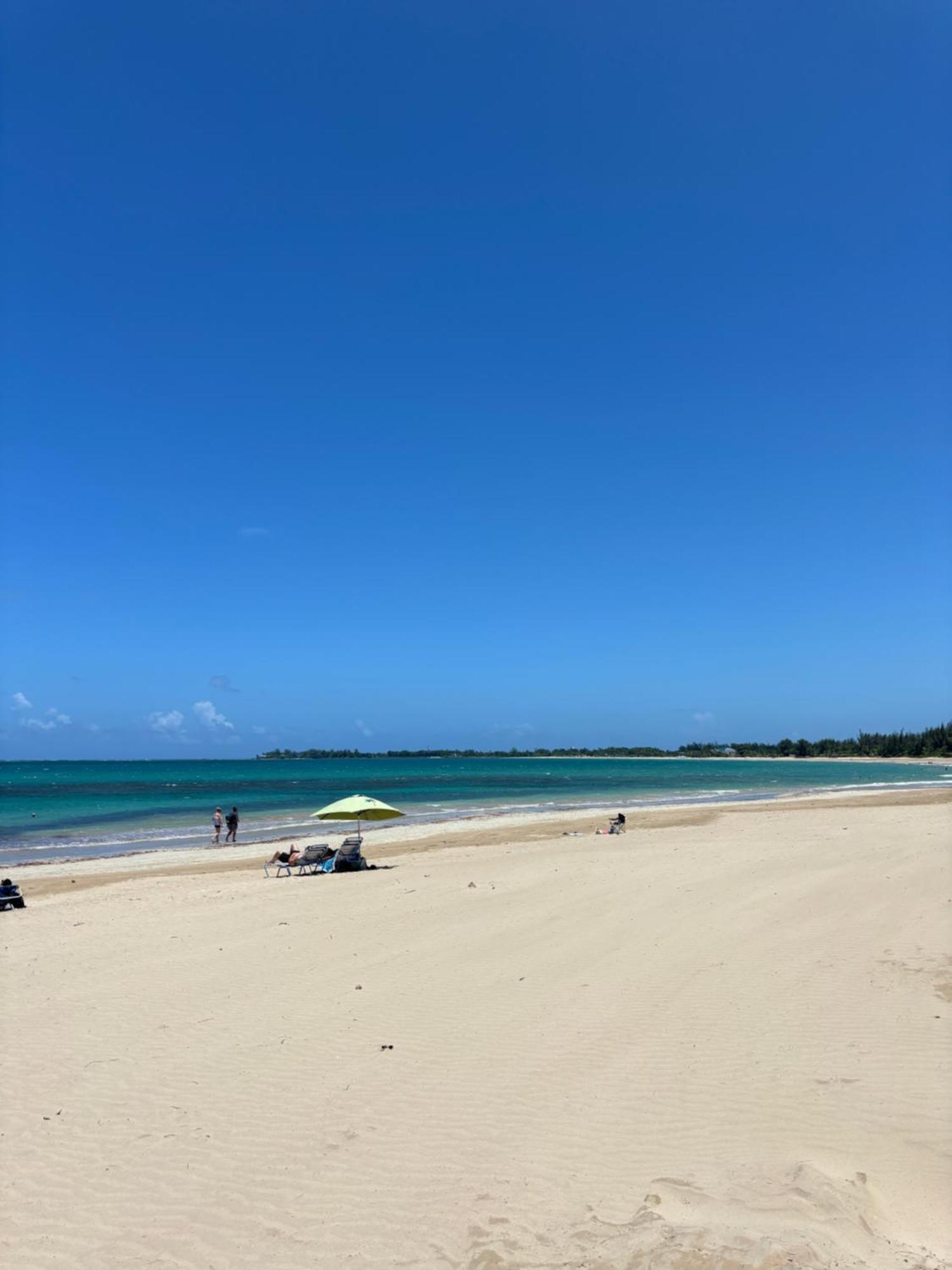Isla Verde Modern Apartment With Pool San Juan Kültér fotó